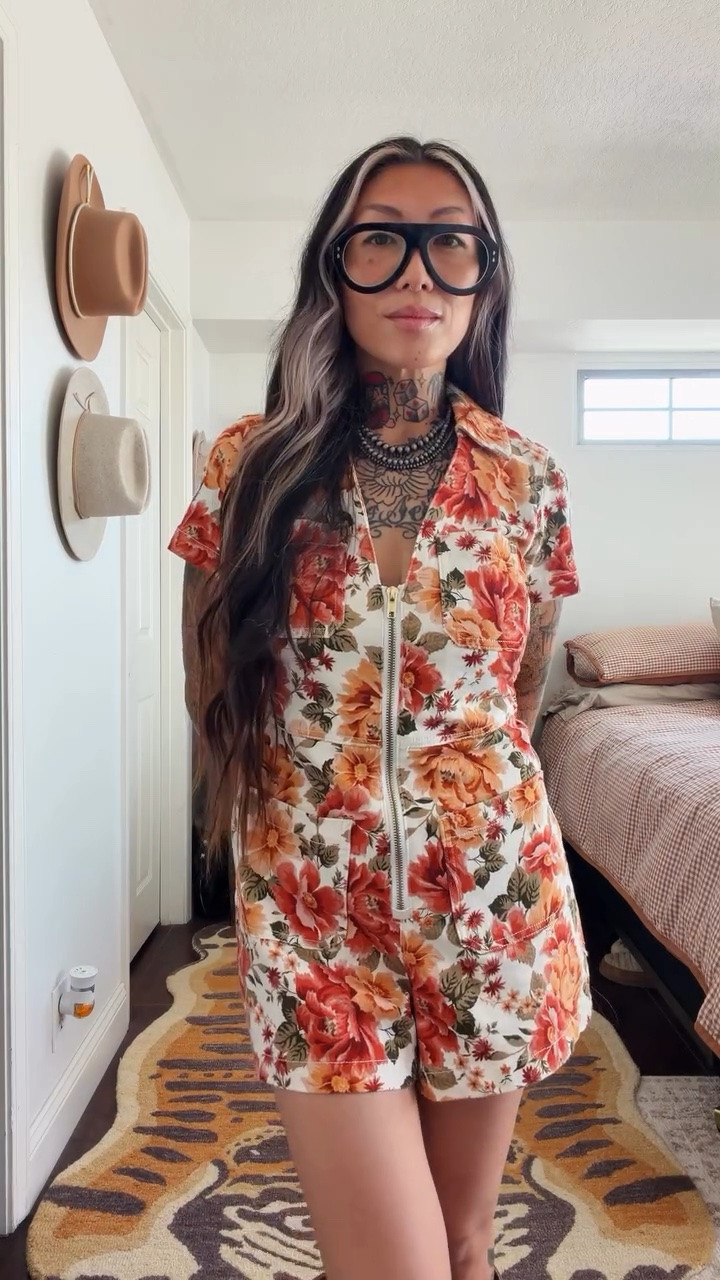 It’s Thursday. Come on, let’s get dressed ❤️

Playsuit: @showmeyourmumu 
Boots: Miranda 14Tall in Caramel @thefryeandco @famousfootwear 
Rings: @whitewolfsyndicate @sage_silver 
Watch: @lalune_treasures 
Glasses: the Carlton @efeglasses_official 
Song: These Winds @officiallyfountain