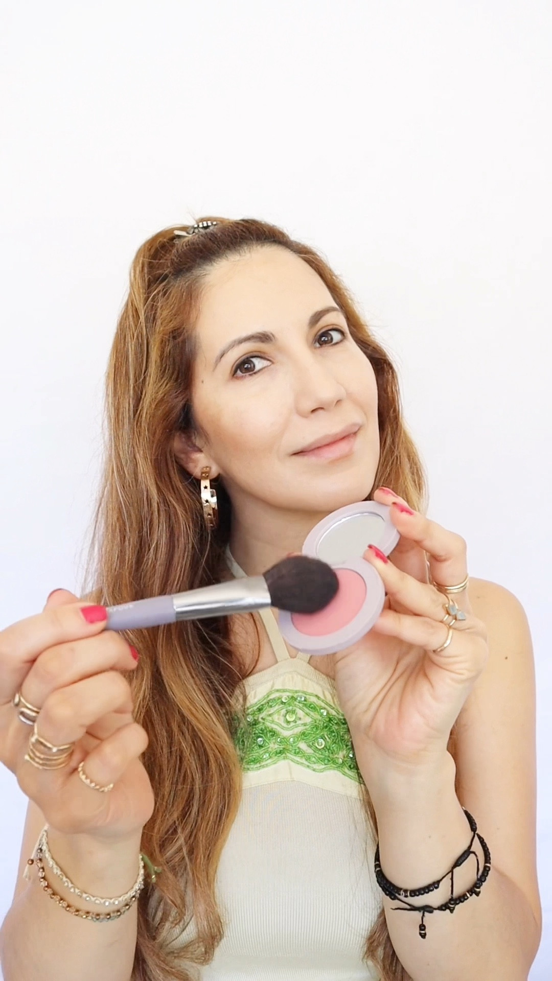 Clean makeup, clean foundation, clean skincare, clean blush, non-toxic makeup 

#LTKBeauty #LTKFindsUnder100 #LTKFindsUnder50