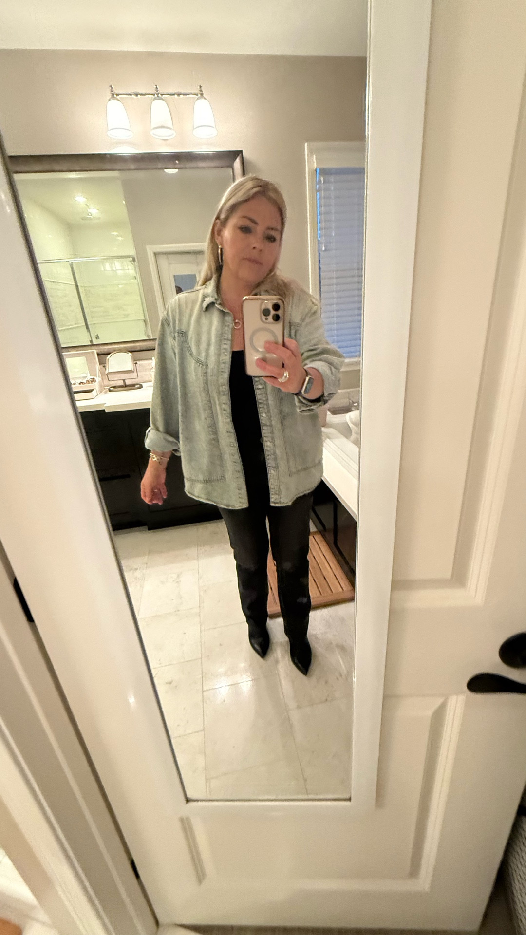 Tuesday OOTD 
It’s a great week! 
Jacket @Target 
Tank @amazon
Jeans @levi 
Booties @stitchfix 

#LTKMidsize #LTKmomlife #LTKootd