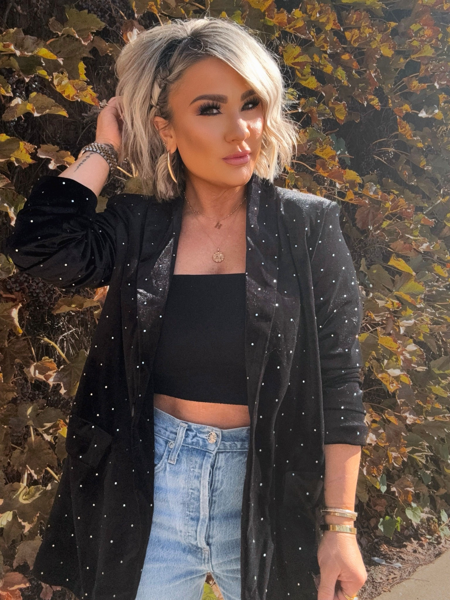 Blazer is an oversized fit, so size down if between sizes 🖤 Code: AmyH35 to save 
#vici

#LTKHoliday #LTKParties #LTKStyleTip