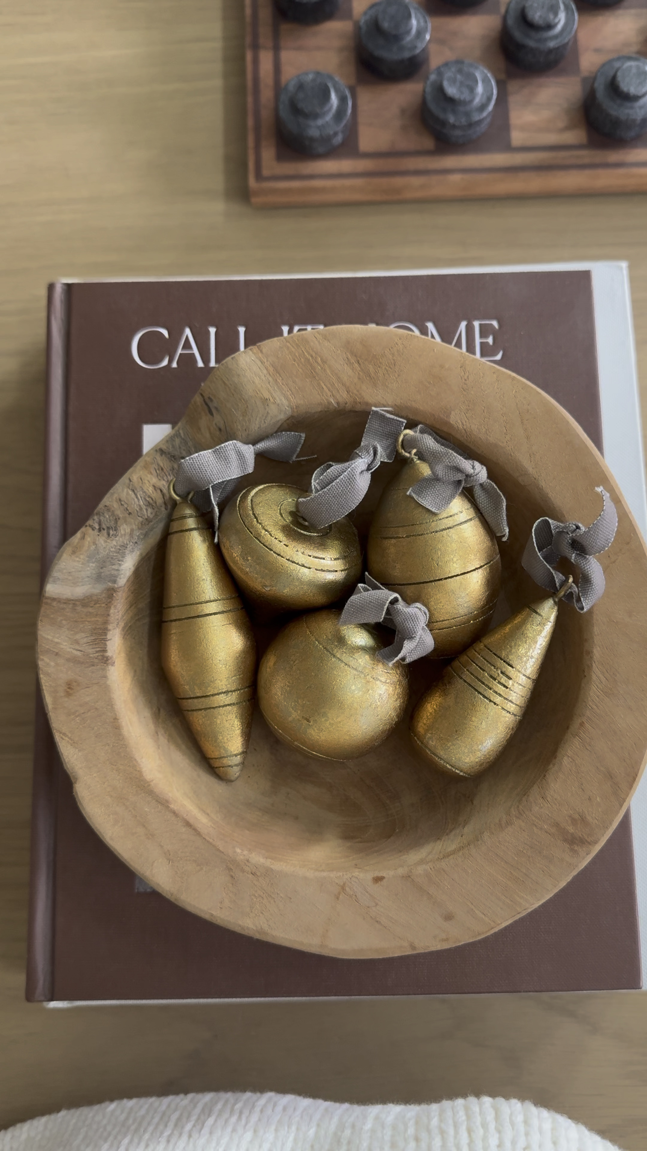 Love these cute guilded ornaments! 

Christmas decor, Holiday decor, ornaments, Afloral, bowl filler, coffee, table, decor, table, decor, coffee, table, book, checkers, game, target, hearth and hand, gift guide, gifts for her

#LTKHoliday #LTKSeasonal #LTKFindsUnder100