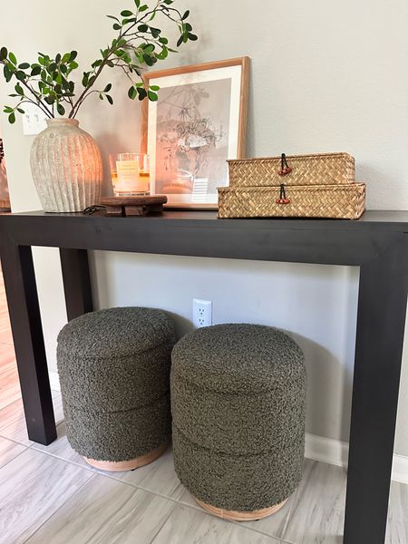 Living room console styling 🍃 storage ottomans, living room, console styling, black console table 

#LTKHome
