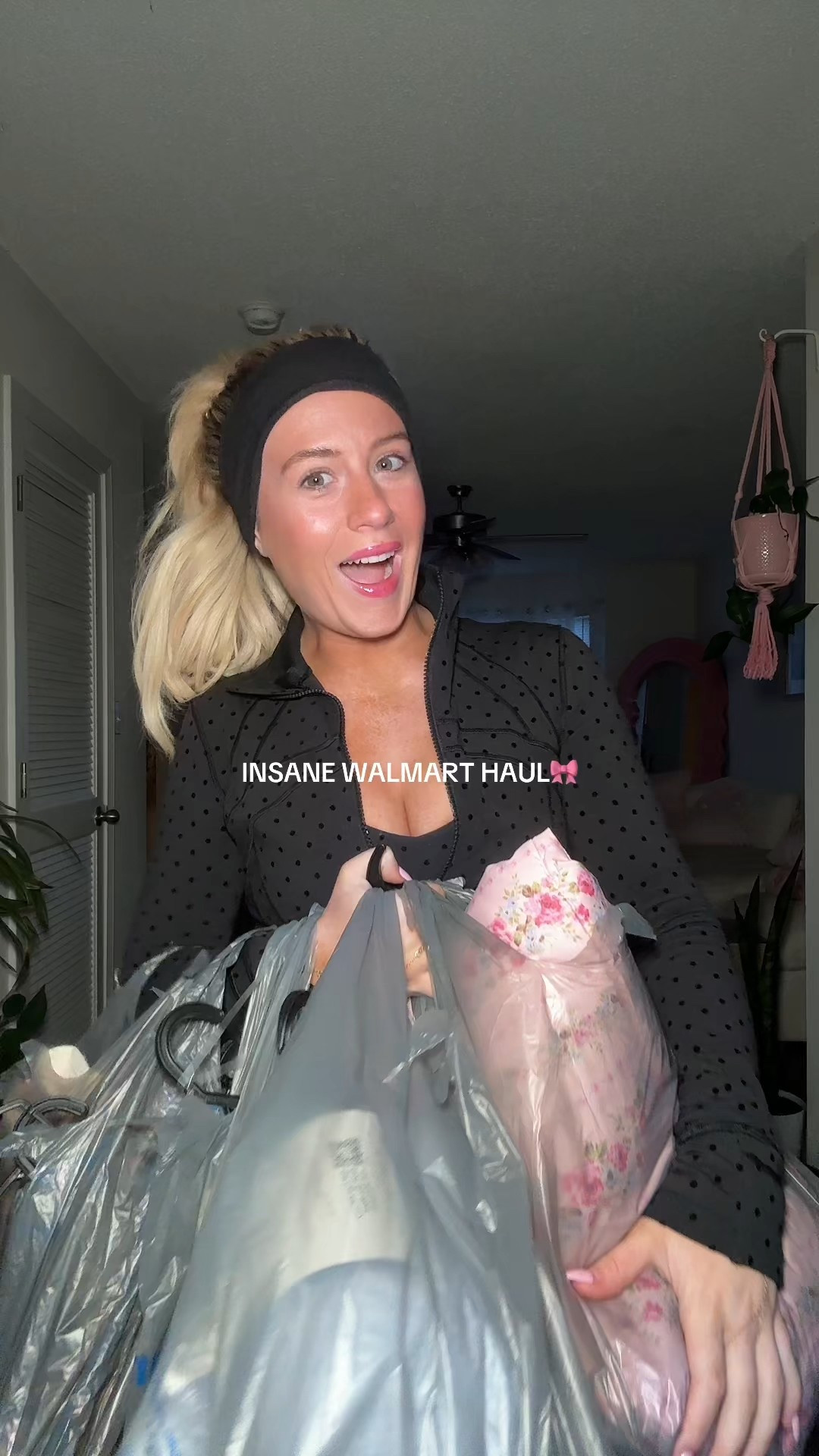 WALMART HAUL🎀💘 #valentines #walmartfinds #walmartvalentines 

#LTKSeasonal #LTKSaleAlert #LTKActive