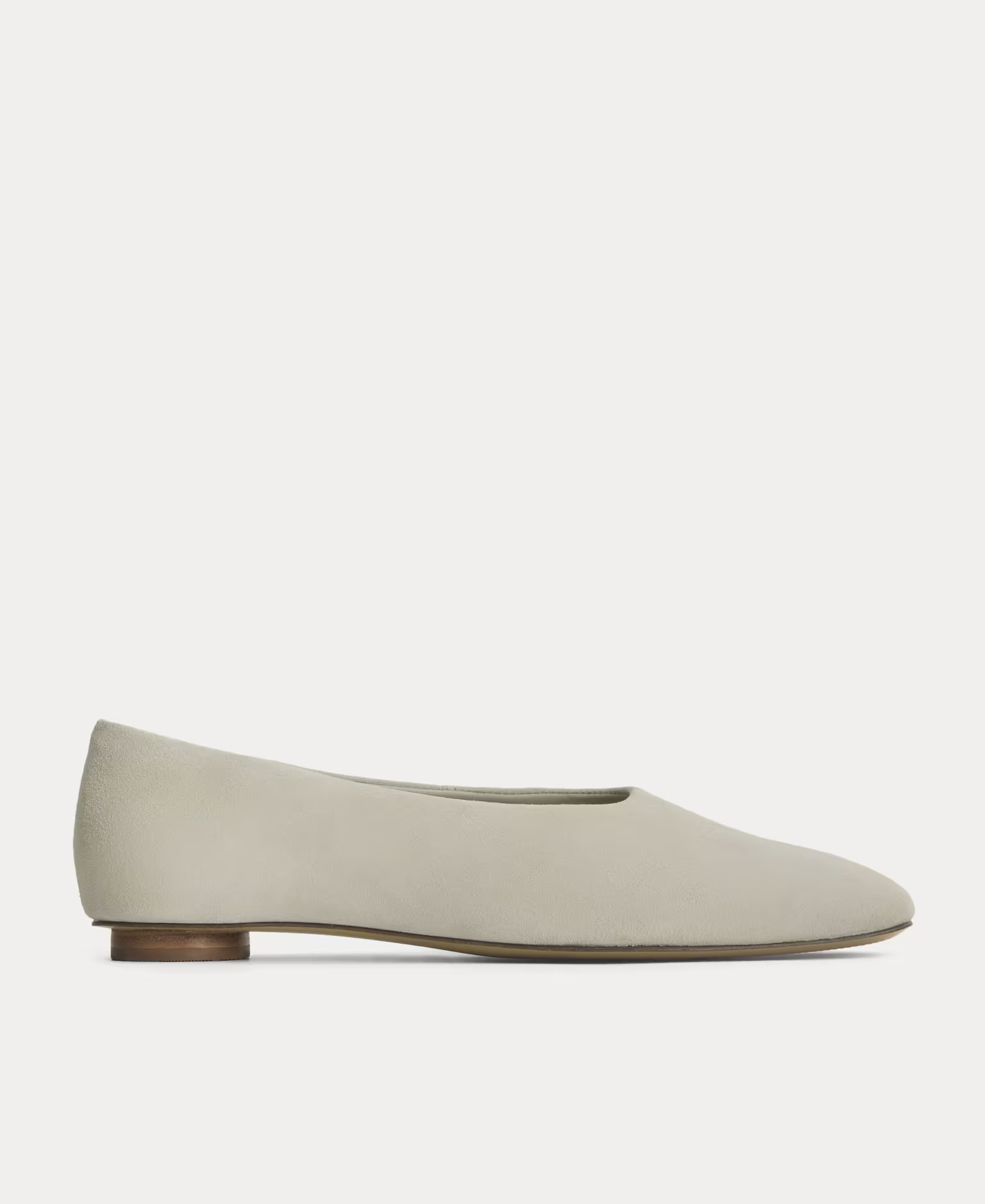 Gallery Square-Toe Flat by Everlane in Peyote, Size 7 | Everlane
