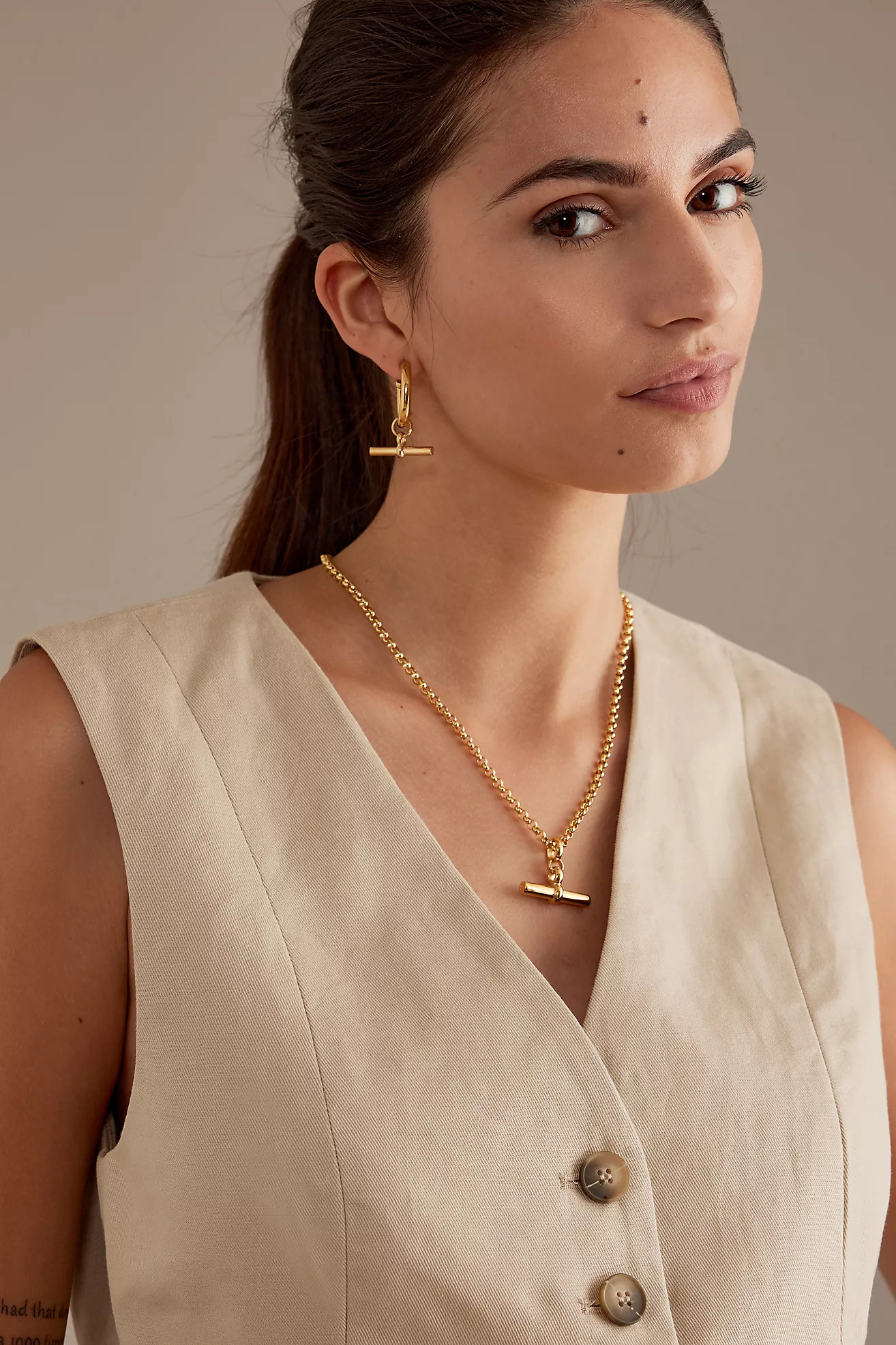 Tilly Sveaas Gold-Plated Large T-Bar Hoop Earrings | Anthropologie (UK)
