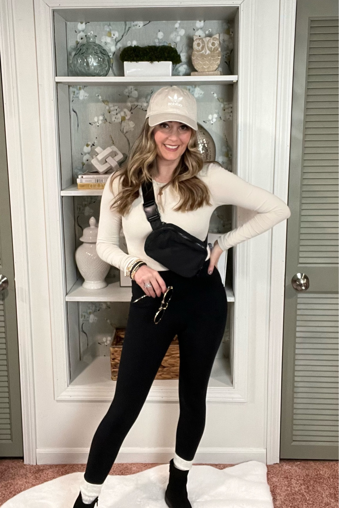 This outfit has all the basics but it’s neutral and buildable, two of my favorite things ✨

#LTKfindsunder100 #LTKfindsunder50 #LTKstyletip