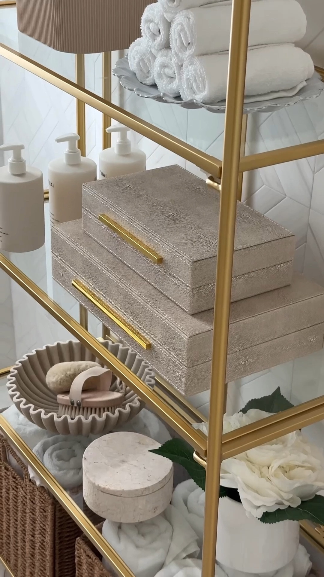 Scroll to shop!! Follow for more finds!!! Xo! 💫


#LTKHome #LTKdayinmylife #LTKmomlife