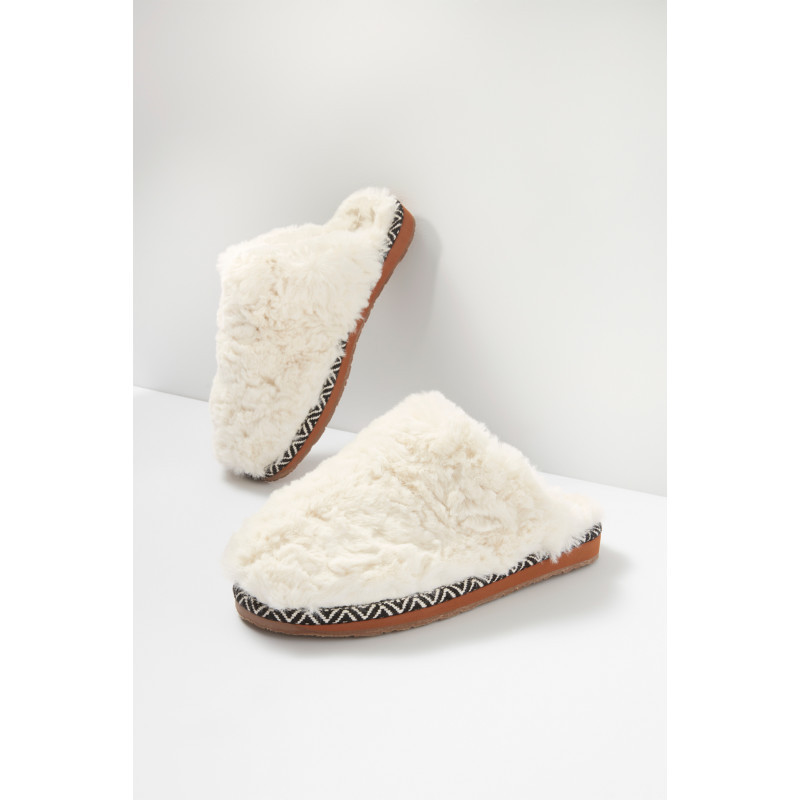 MINNETONKA Elyse Slipper | EVEREVE | Evereve