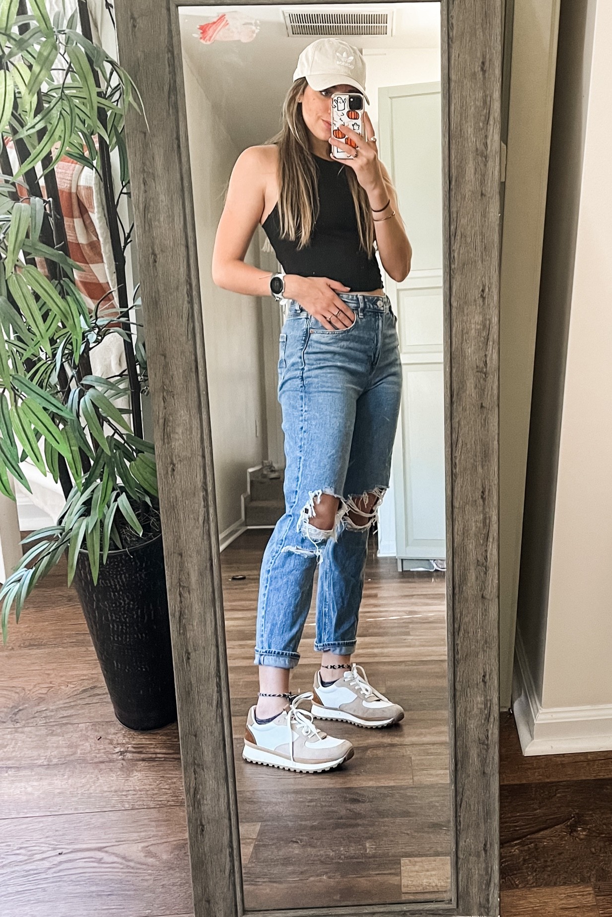 My favorite fall shoes and mom jeans! 
