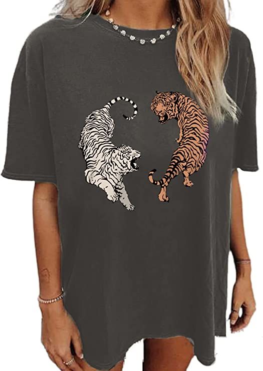 SOFIA'S CHOICE Women's Tiger Shirt Vintage Graphic Tees Casual Loose Short Sleeve Oversized T-Shi... | Amazon (US)