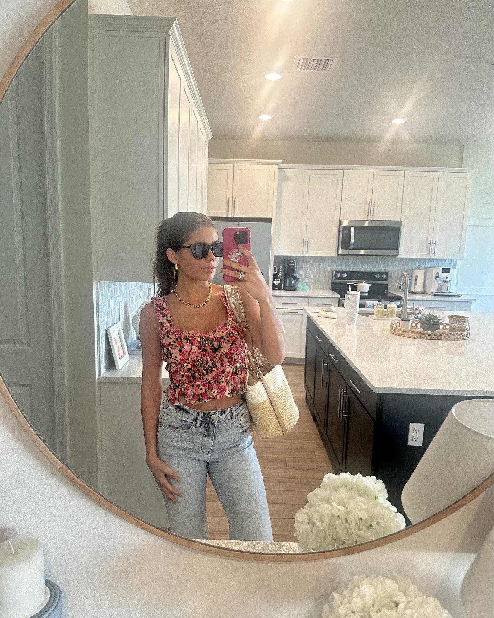 Cute top & jeans // easy summer outfit 💐🌸🌺🌷

#LTKStyleTip #LTKSeasonal