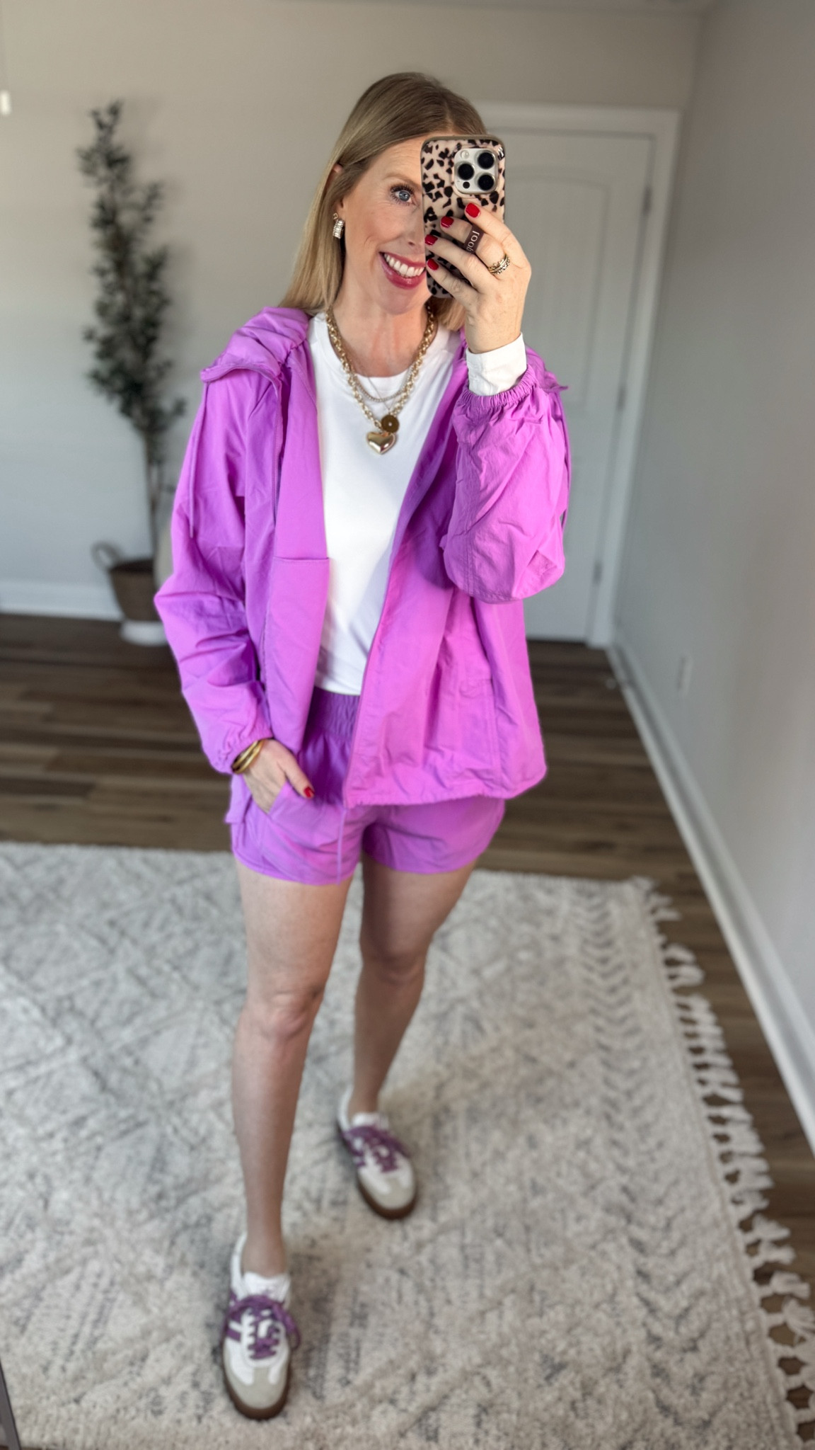 Weekend Walmart Wins try on
Oversized jacket- small [runs big, can go down]
White active tee- small
Active shorts- medium 

#LTKActive #LTKootd