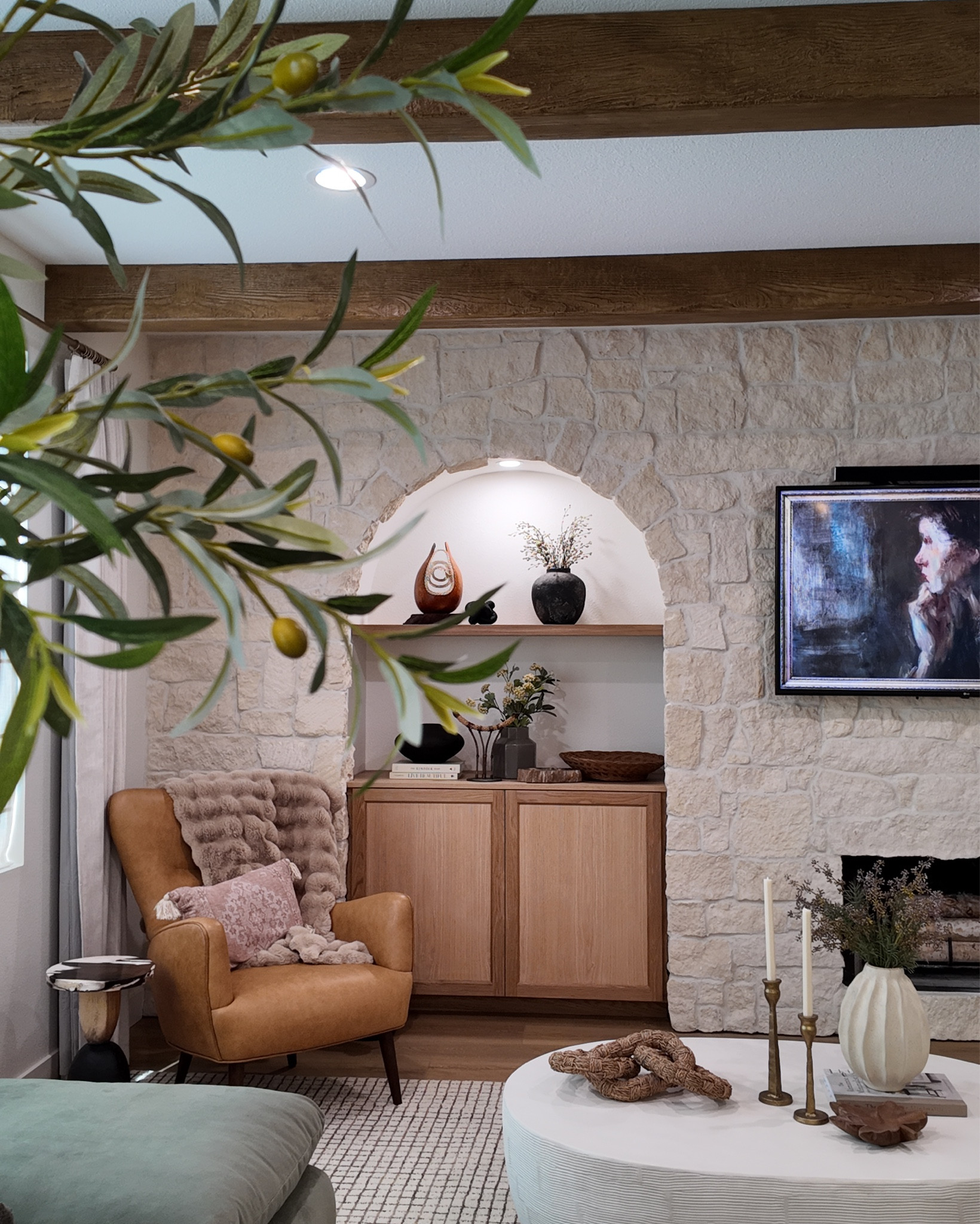 Perfect day to work on some styling and rearranging. Mix of old & new budget & design. 

#LTKHome #LTKFindsUnder100 #LTKFindsUnder50