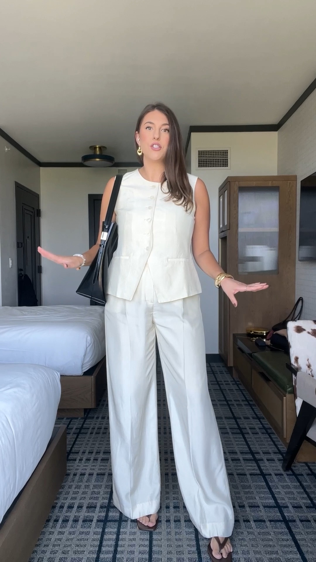 Outfit of the day wearing this J. crew vest and pant for LTKcon day 1


size 10 fashion | size 10 | Tall girl outfit | tall girl fashion | midsize fashion size 10 | midsize | tall fashion | tall women | 

#LTKCon #LTKMidsize #LTKTall