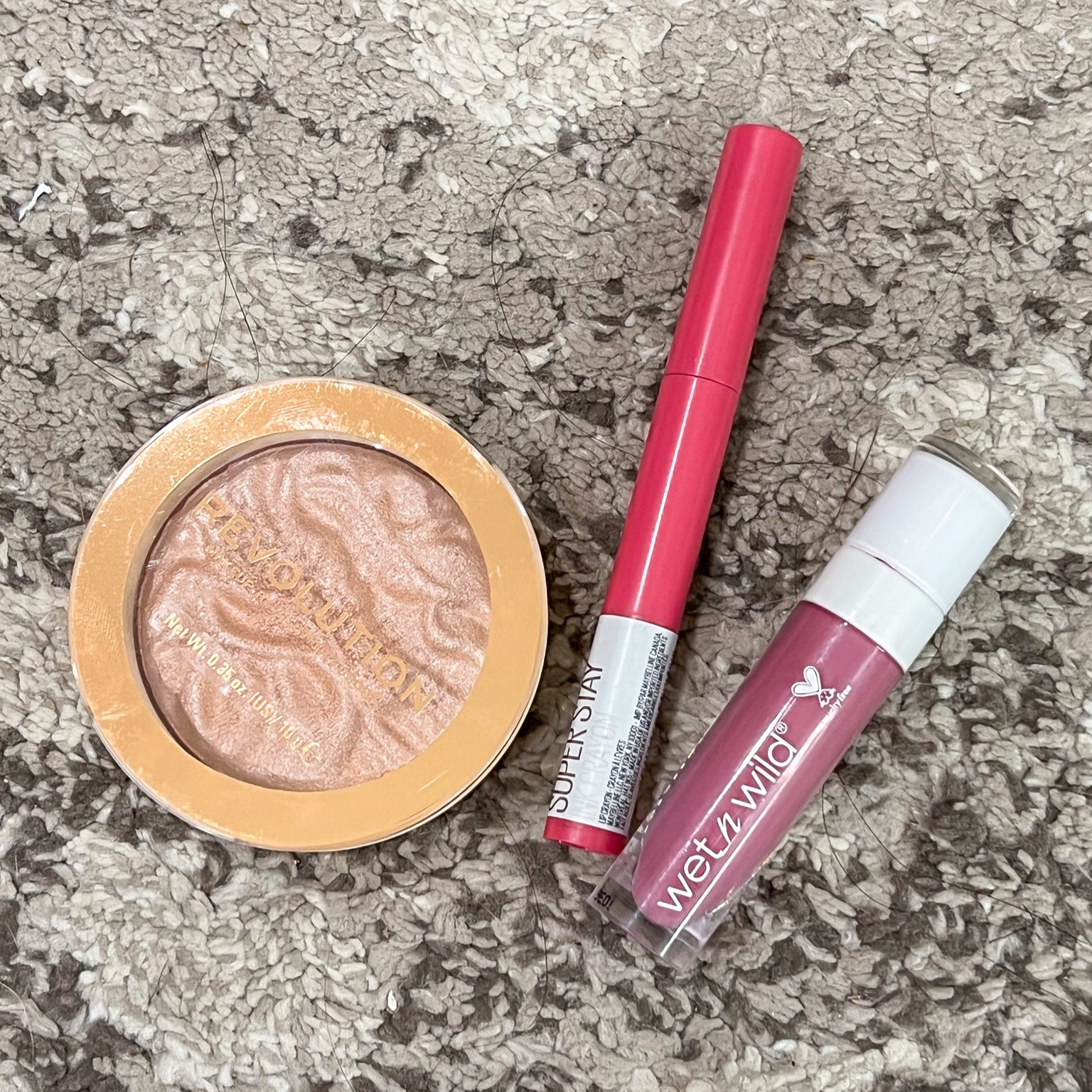 Lip essentials
-Liner shade: seek adventure
-Gloss: chic got real
-highlighter: just my type


#LTKunder50 #LTKstyletip #LTKbeauty