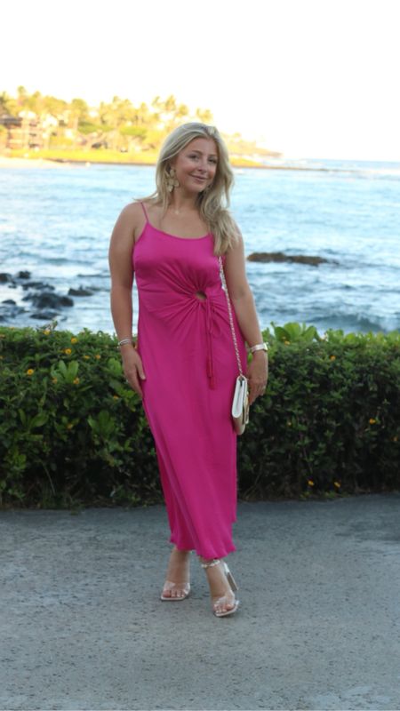Pink Farm Rio Dress On Sale wearing a size small 

#LTKsalealert #LTKwedding #LTKSeasonal