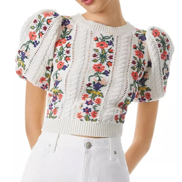 Alice+ olivia Daren Puff sweater size M | Poshmark