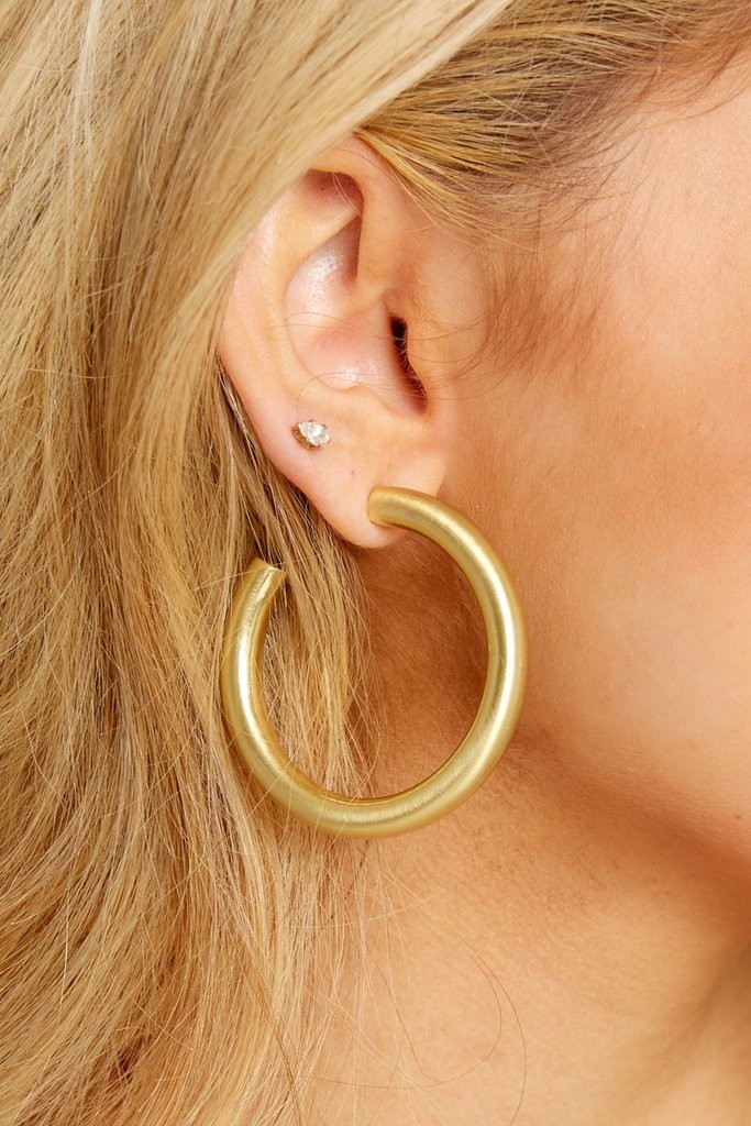 Fly Girl Gold Hoop Earrings | Red Dress 