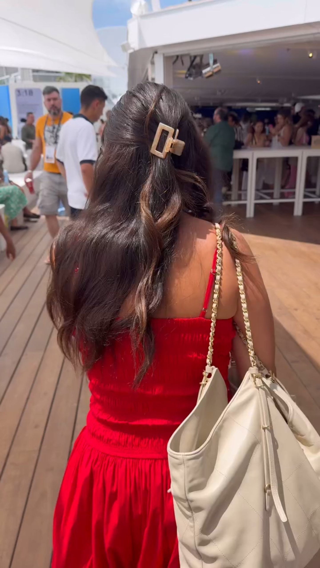 Dress: small

Exploring the Cannes festival, so many cool things to see!