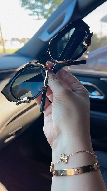 Sunglasses
Fashion finds
Amazon finds
Accessories


#LTKstyletip #LTKfindsunder50 #LTKGiftGuide