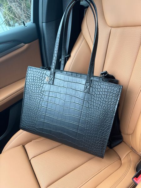 The perfect work tote/laptop bag 😍

#LTKworkwear #LTKstyletip #LTKitbag