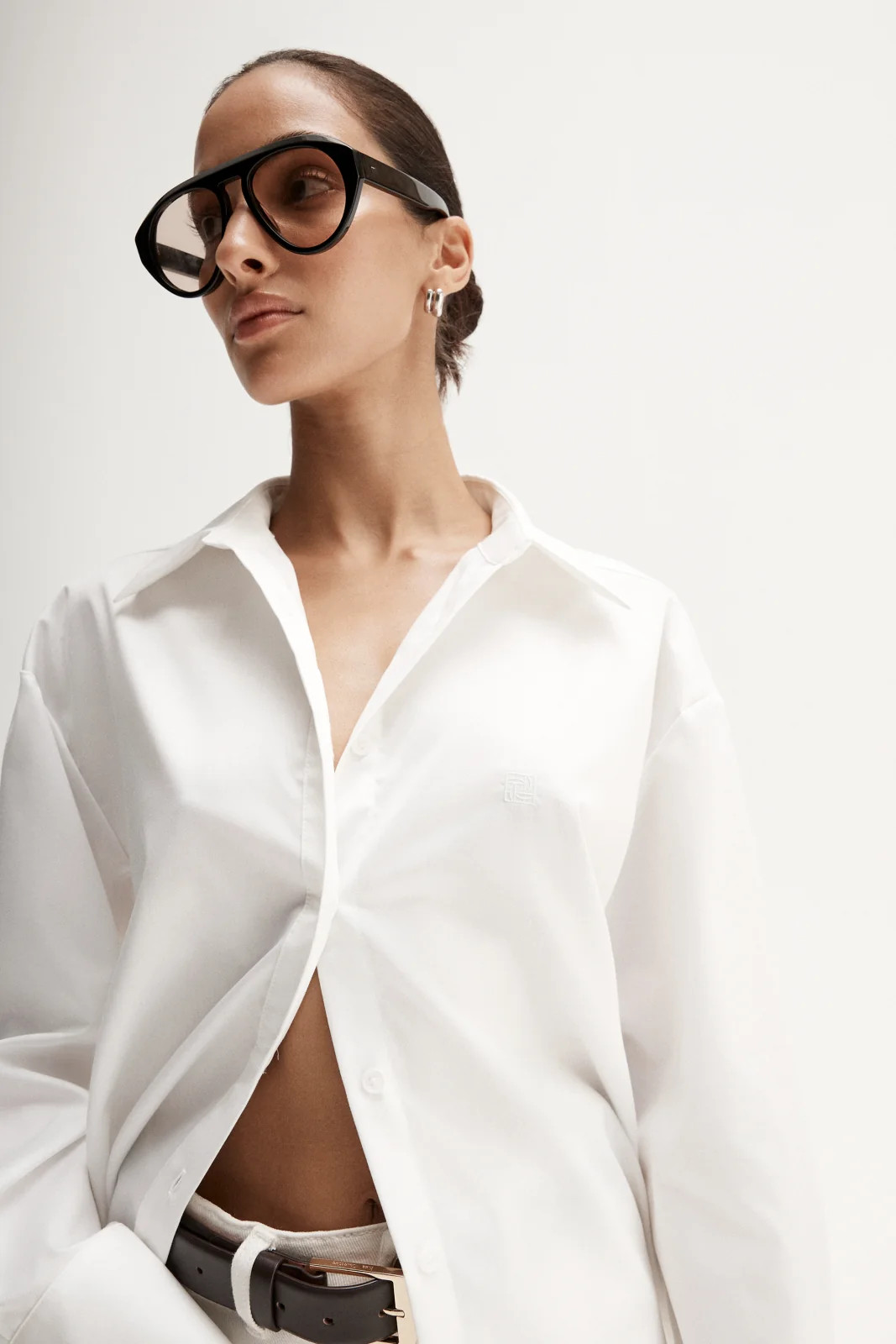 New In Shirting 〰️ For the return to routine.

Explore the latest, online and in boutiques to... | Elka Collective (AU, UK, US, NZ)