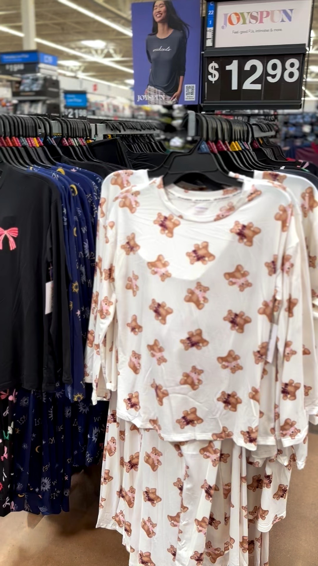 #pj #walmart #holiday #christmas 

#LTKHoliday #LTKGiftGuide #LTKSaleAlert