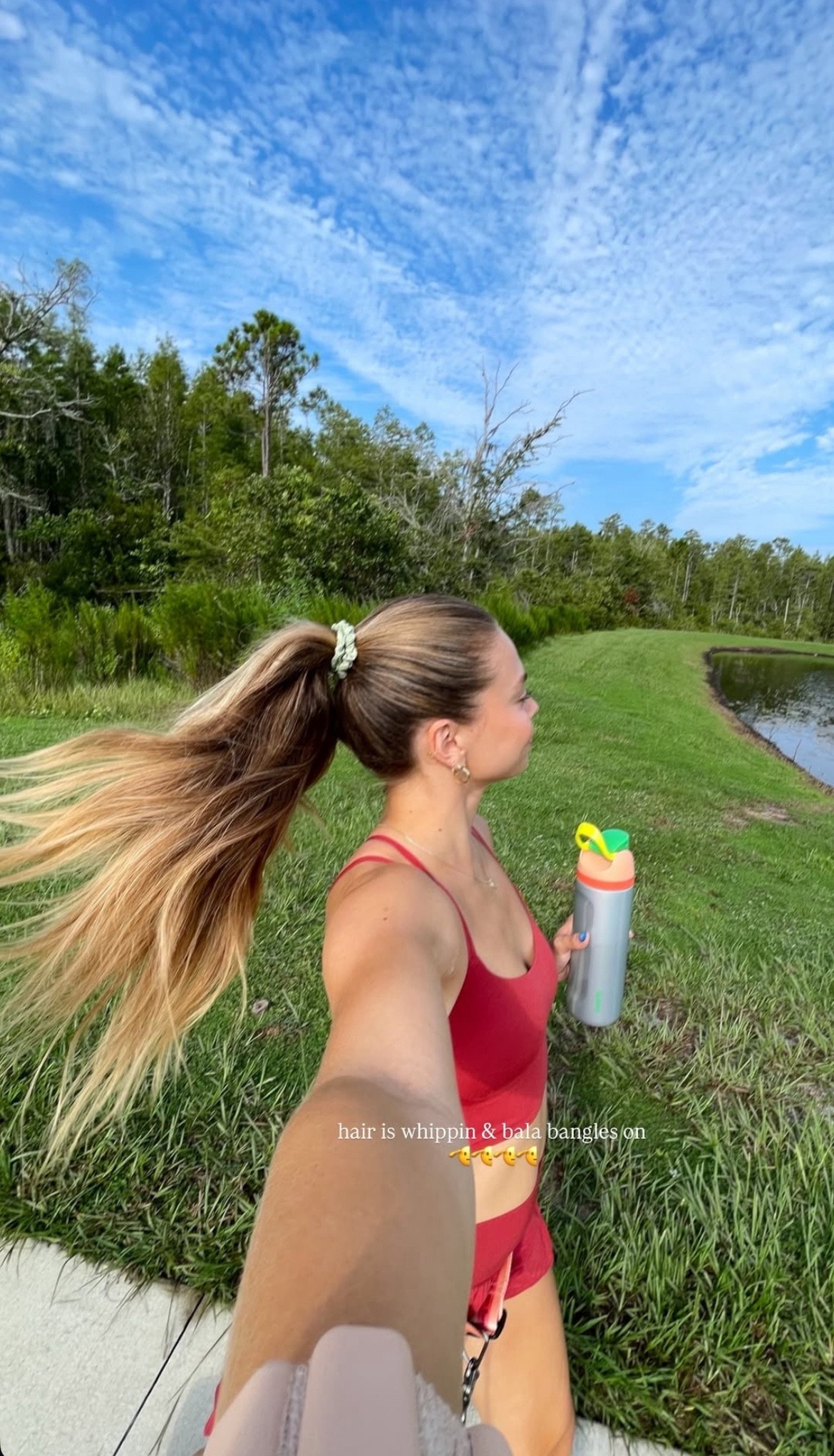 walk ootd 🤍 my aerie set is super low stock so i linked it in blue!

#LTKActive #LTKStyleTip #LTKFindsUnder100