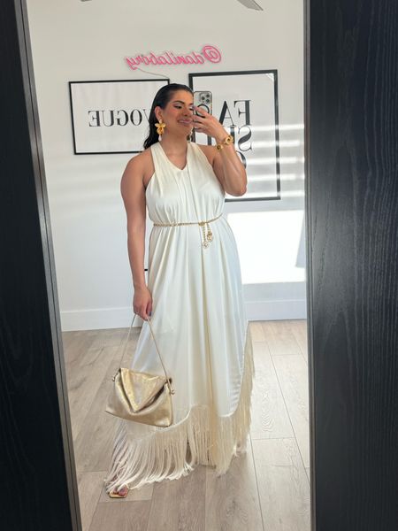 Perfect white dress summer dress does exist and it’s only $30 🙋🏽‍♀️

#LTKMidsize #LTKParties #LTKFindsUnder50