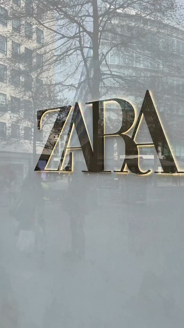 Went to Zara looking for something specific… and of course it wasn’t there 🙃
Tried a few alternatives but nothing compares 😭
@zara 
#zaraUK #londonfashion #londonstyle