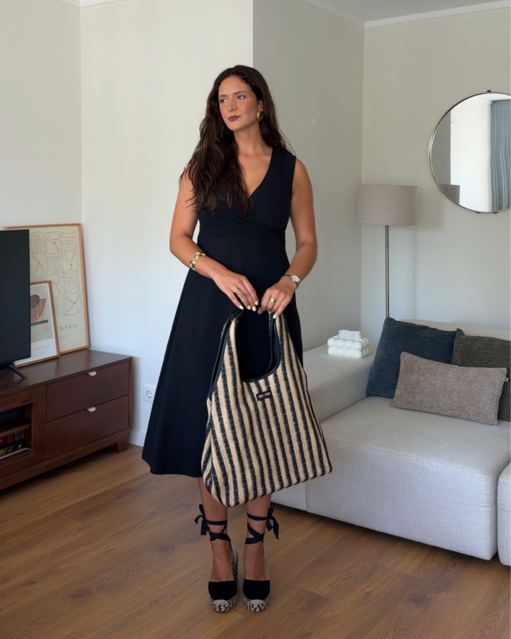 Summer look 🖤

#LTKSeasonal #LTKgrwm #LTKTall