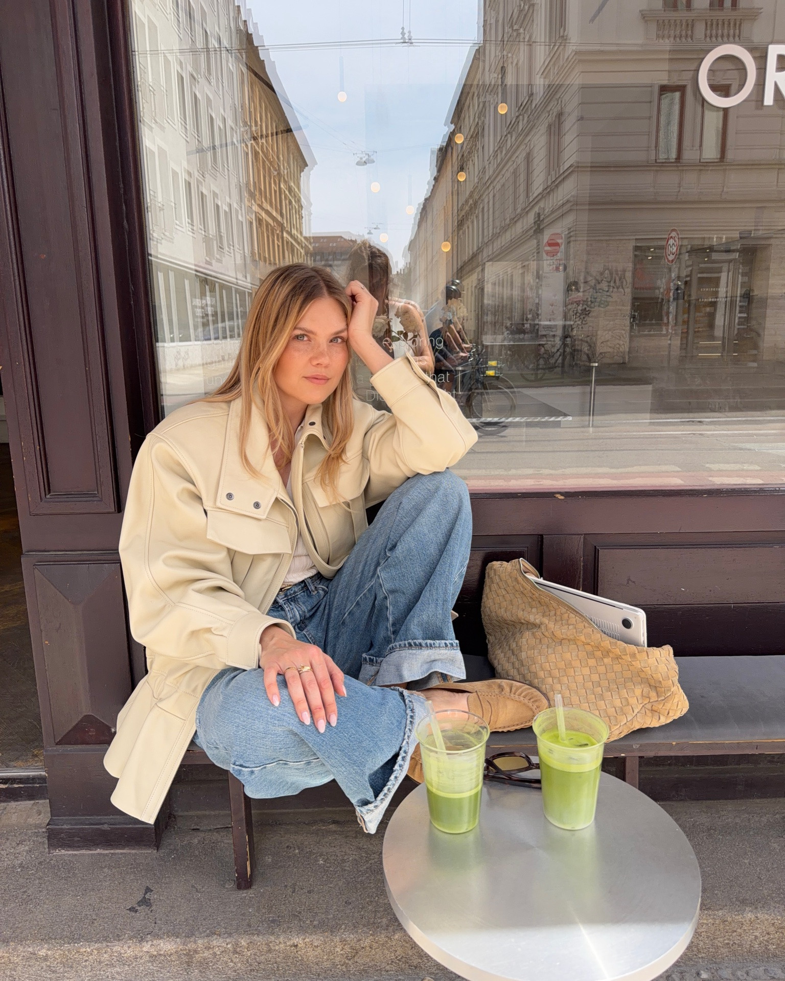 Spring look for cool moms

#LTKeurope #LTKspring #LTKdeutschland