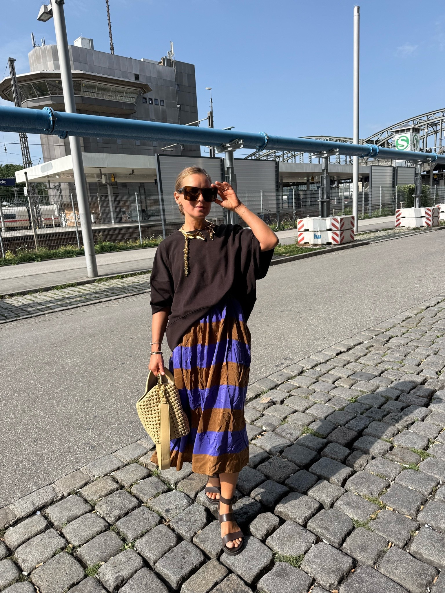 Chocolate brown

#LTKdeutschland #LTKeurope #LTKshoes