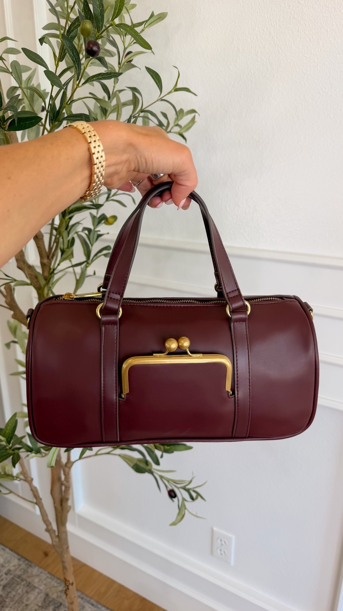 Walmart is bringing designer level accessories to fall this year!! 🙌🏻🍁

#accessories #purse #walmartfinds

#LTKTravel #LTKSeasonal #LTKselfcare