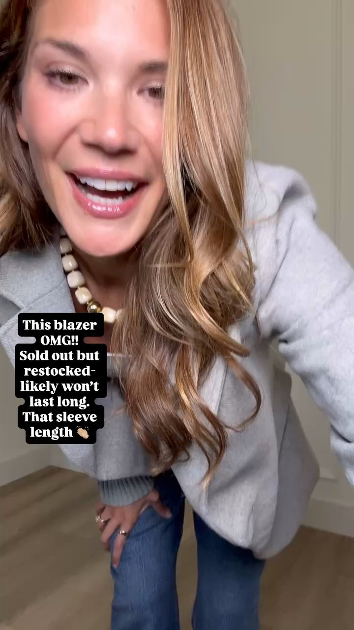 This blazer sold out once and the restock probably won’t last long. The sleeve length alone makes it such a good find for tall girls!

Size L

tall girl blazer, long sleeve blazer, gray blazer, tall friendly fashion, fall blazer, office outfit, workwear outfit, tall women style, blazer outfit, fall fashion, stangandco

#LTKootd #LTKSeasonal #LTKTall