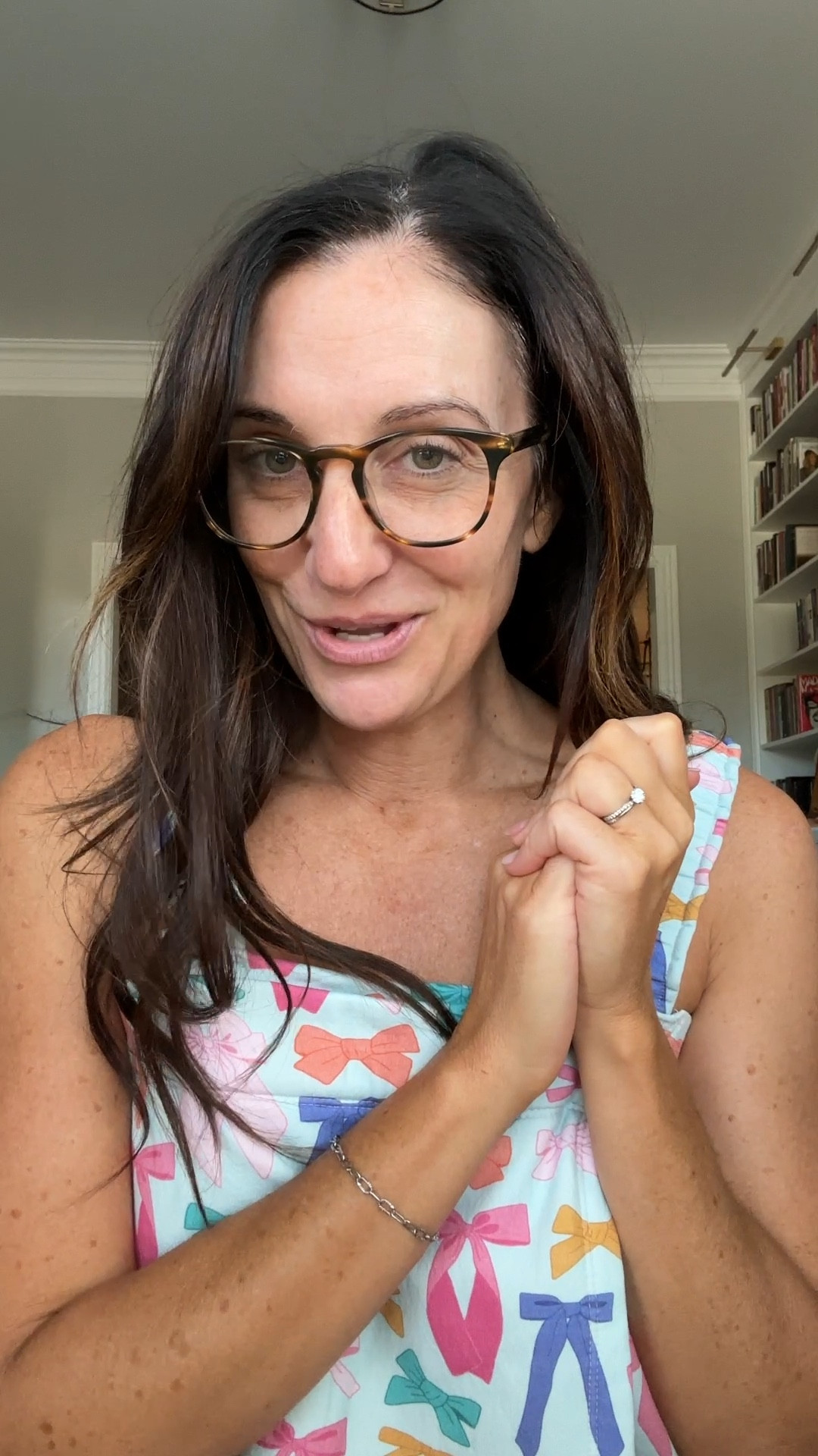 I’ve been focusing on incorporating the right skincare products for my maturing skin. I’ve been loving this Illuminating Serum from Novara! It has triple hyaluronic acid to help with fine lines and wrinkles and hydration of the skin. I like to wear it under my moisturizer in the morning. #ad

#LTKBeauty #LTKVideo