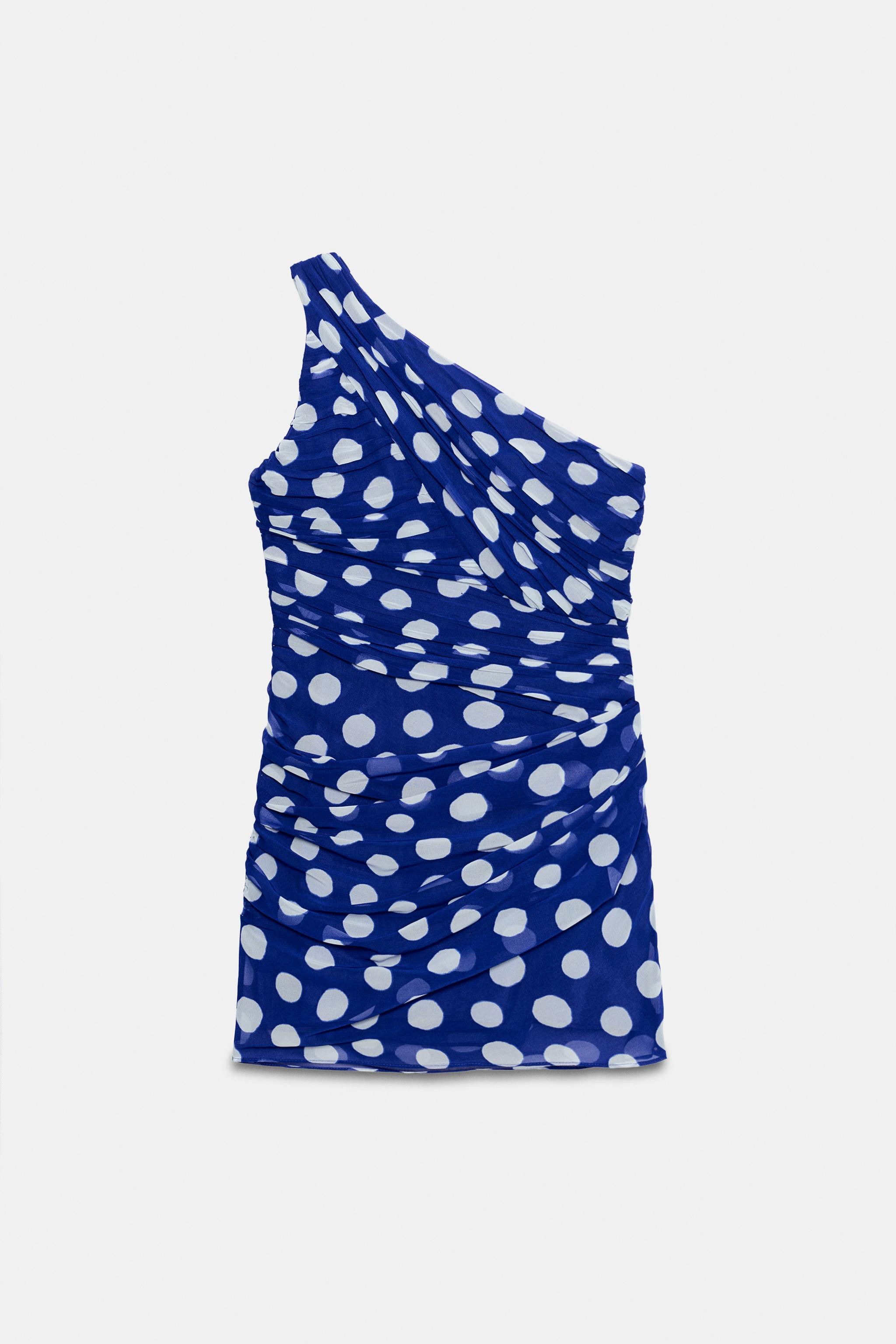 Short dress with an asymmetric neckline. Features ruching and a polka dot print. Interior lining.... | Zara US