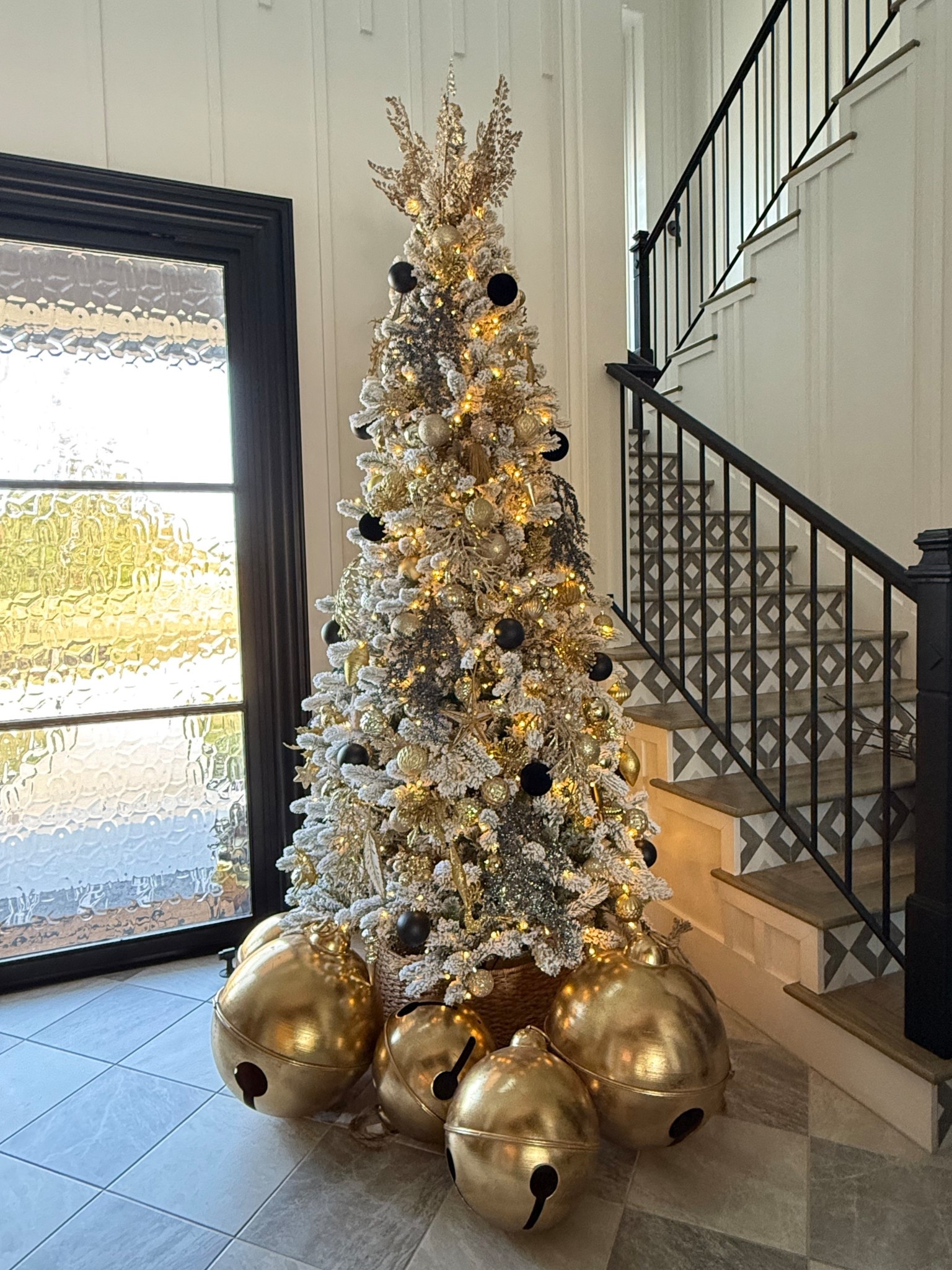 My KOC tree is on sale. Don’t miss out!

#LTKSaleAlert #LTKHome #LTKHoliday