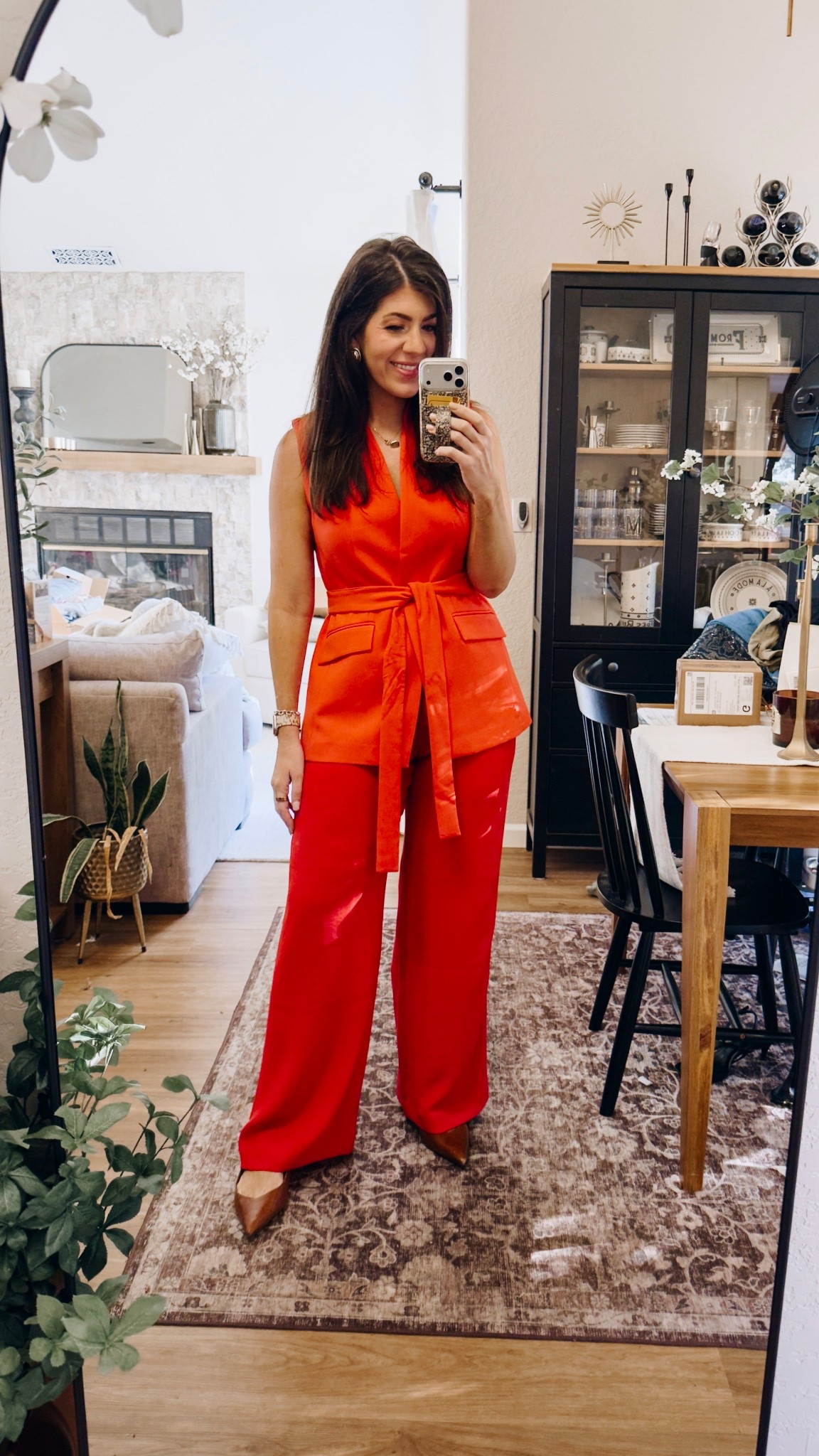 Today’s work outfit of the day
Wrap blazer vest-side down one to a 6
Wide leg trouser- 10 long


#LTKWorkwear #LTKMidsize #LTKTall