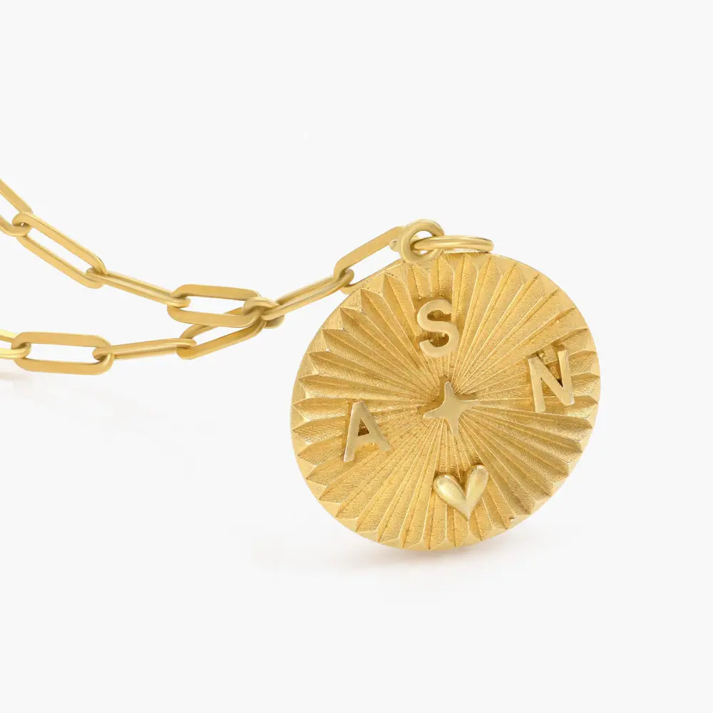 Tyra Initial Medallion Necklace - Gold Vermeil | Oak & Luna (US)