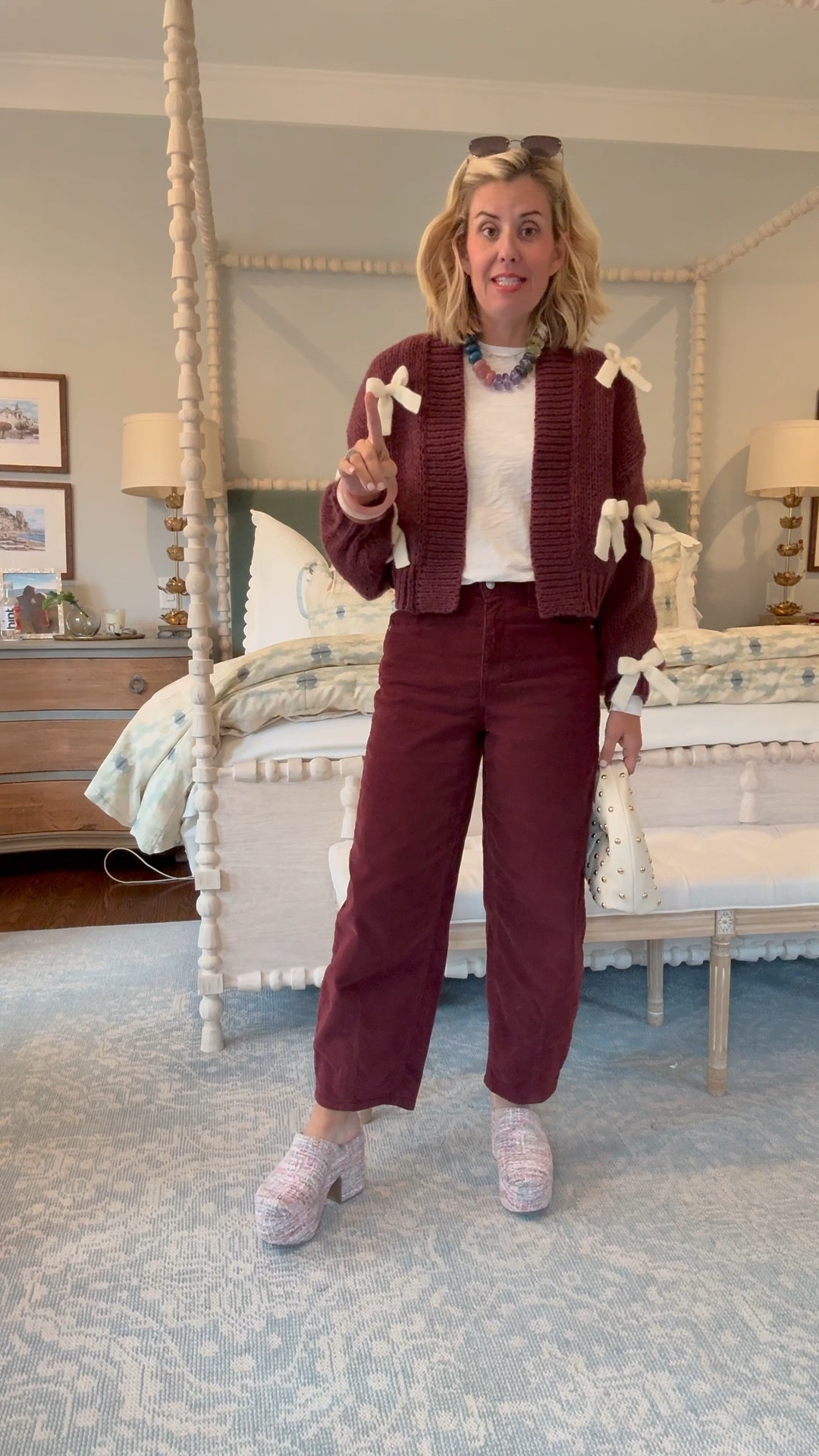 Xs tee (hero closet item)
2 cords
One size sweater 
8’clogs


#LTKootd #LTKgrwm #LTKdayinmylife