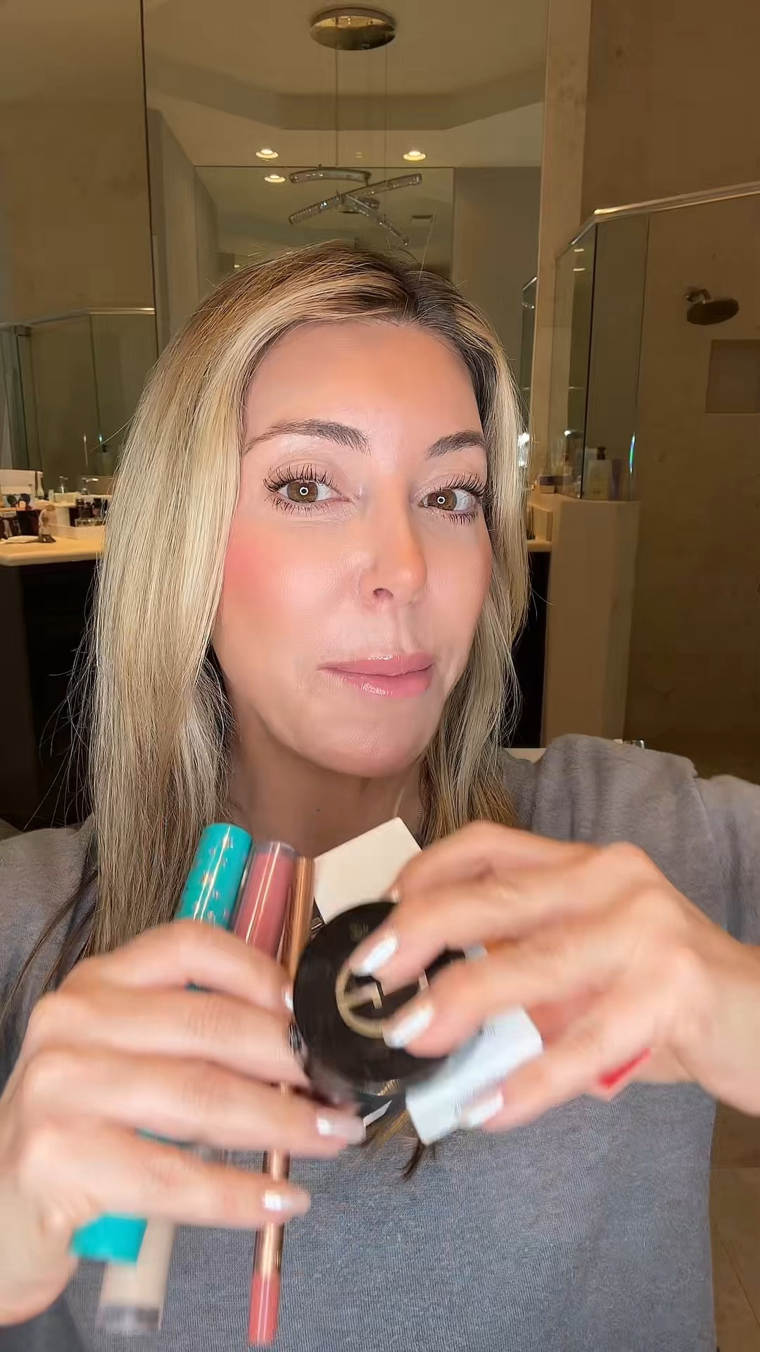 Make up for moms who are always in a rush! 

#LTKbeauty #LTKover40 #LTKfindsunder100