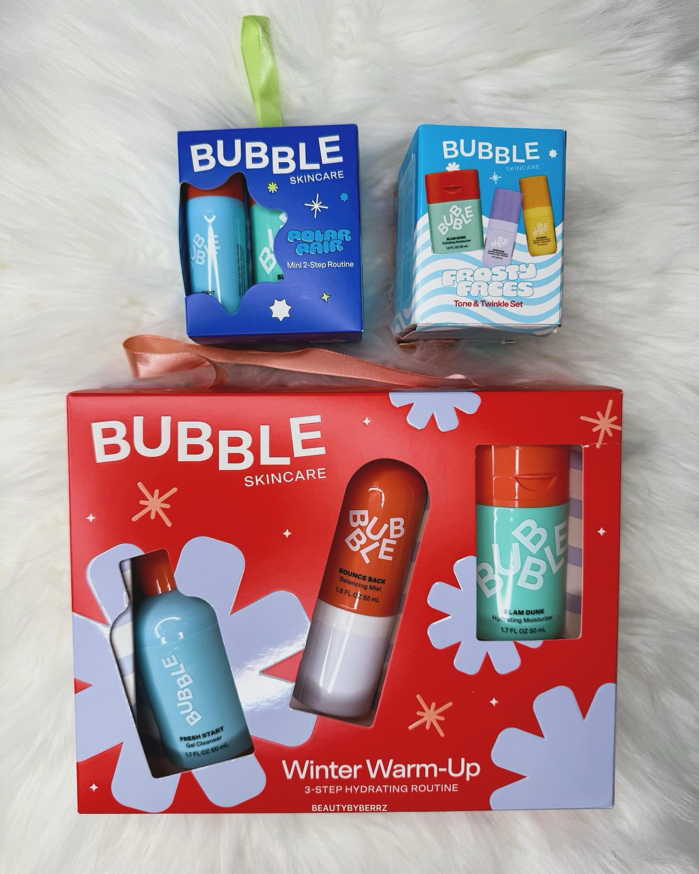 The holiday season is right around the corner and @bubble has you covered! They sent over 3 of their holiday kits! 

🐻‍❄️ Polar Pair
⛄️ Frosty Faces
❄️ Winter Warm-Up
👄 Tell All Juicy Secret Berry Lip Balm (shown in the second photo) 

*PR/gifted

#LTKBeauty #LTKGiftGuide #LTKHoliday