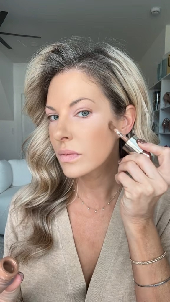 
Get ready with me + a little Friday motivation ✨
Some days it’s not about doing the most—it’s about showing up, getting ready, and reminding yourself that momentum starts with the small things. A good routine, a few favorite products, and that “I’ve got this” energy can completely shift your mood.

Getting ready is my reset. It’s how I step into the day feeling polished, confident, and ready to finish the week strong. If you needed a sign to pour into yourself today, this is it.

Everything I used is linked on LTK—because feeling good should be easy 🤍

#LTKStyle #GetReadyWithMe #FridayMotivation #WomenOver30 #ConfidenceRoutine #EverydayGlam #BeautyRitual #MorningReset #LTKFinds #FinishStrong

#LTKdayinmylife #LTKBeauty #LTKgrwm