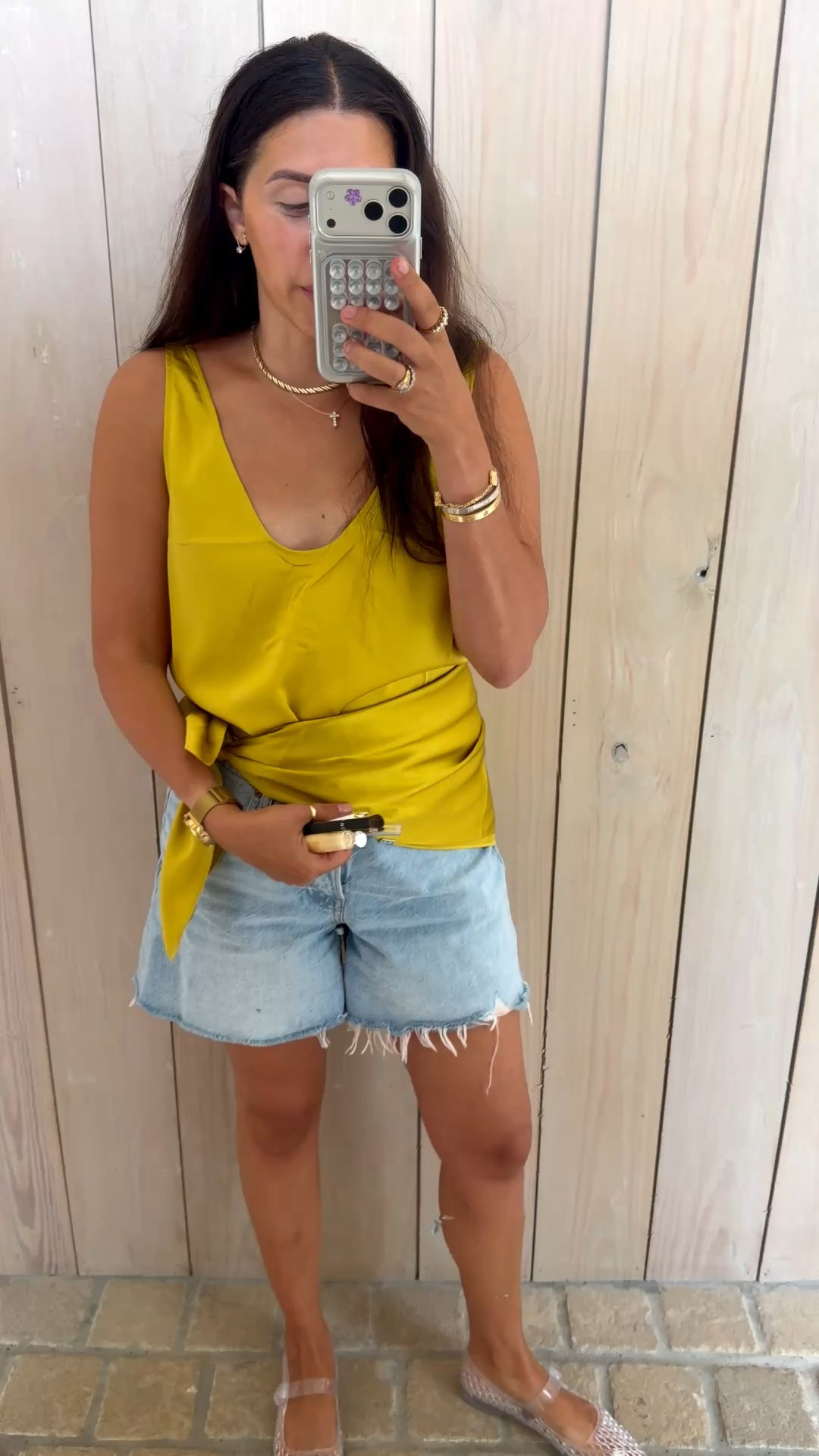 Top: medium 
Shorts :28

Dressupbuttercup.com #dressupbuttercup #dederaad

#LTKgrwm #LTKmomlife #LTKSeasonal
