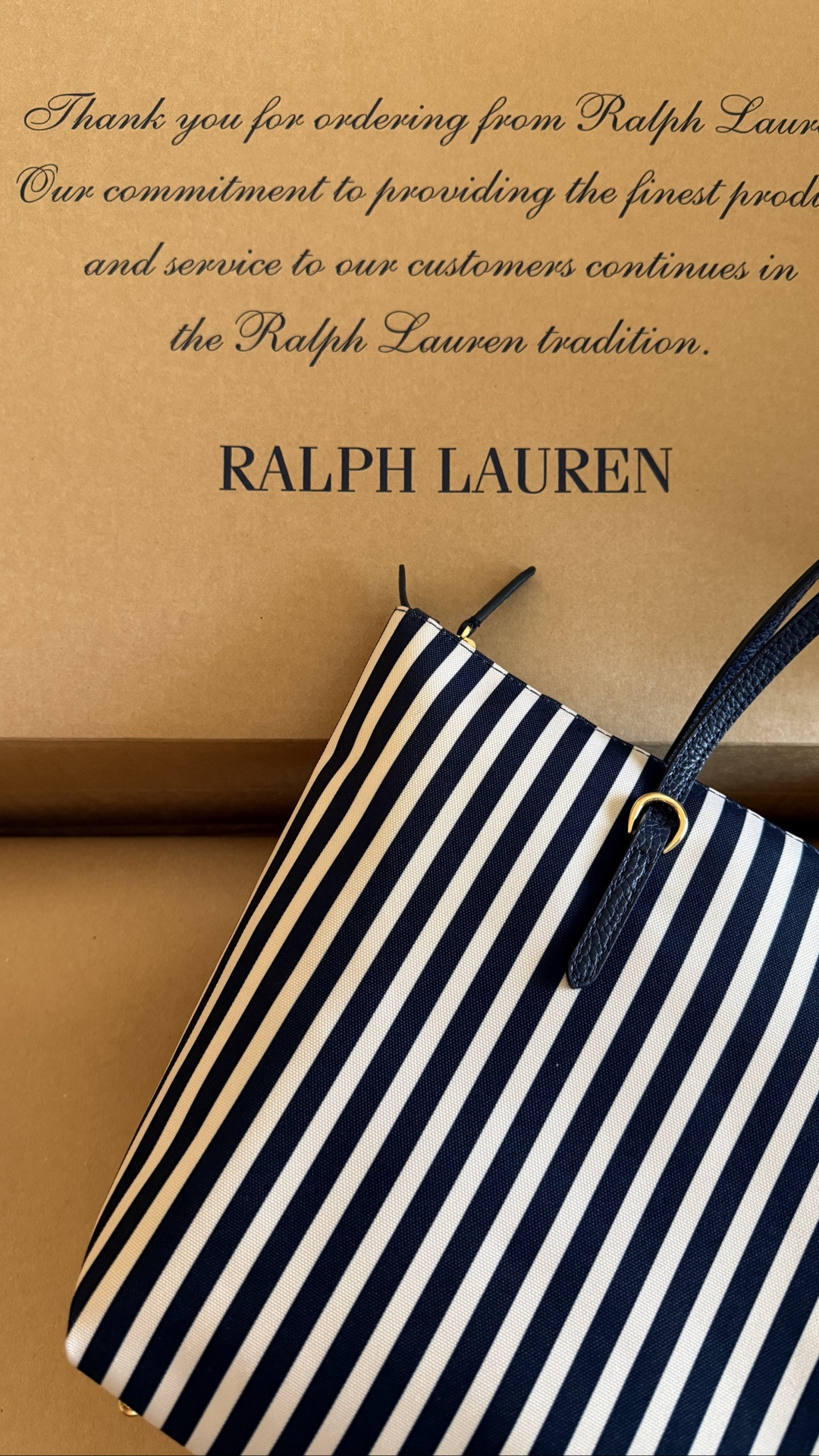 You know how much I’m obsessed with nautical styles! So imagine my happiness when my sale find of the month arrived from Ralph Lauren today! This is the Medium Keaton Tote Bag (not too big, not too small!) in navy and ivory stripe with navy handles that fit nicely over the shoulder so you can be hands free. From glamorous coastal holidays to days in the city, this bag is Heaven! Catch it on sale at £73 while you can. I’ve also added my other Ralph Lauren sale picks (may have just ordered a few myself 😉)

#LTKbag #LTKgiftguide #LTKtravel #LTKstyletip

#LTKeurope #LTKsale #LTKluxury #LTKsummer #LTKunboxing #LTKuk