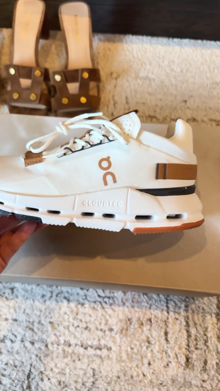 ON Running
Sneakers 

#LTKfitnessgoals #LTKSeasonal #LTKActive