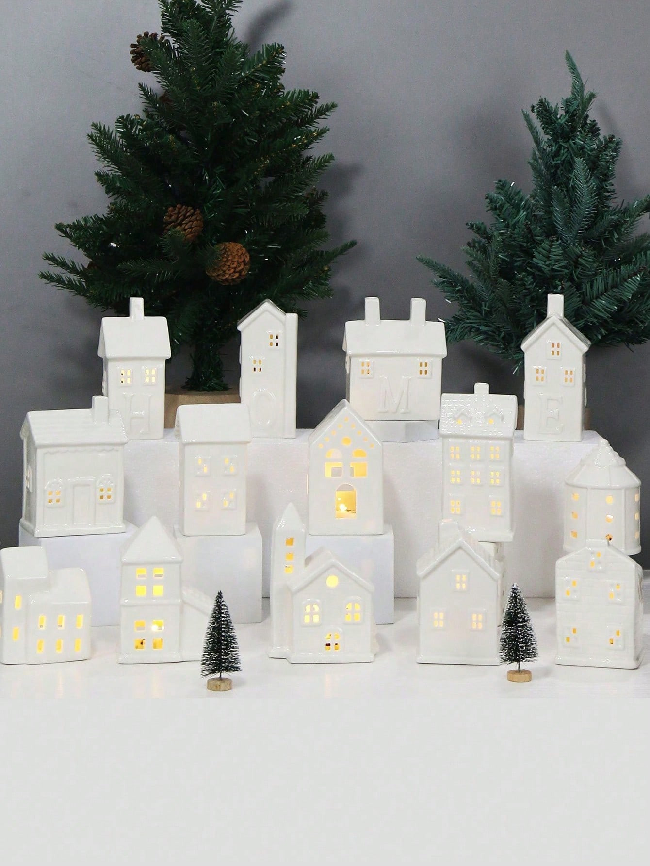 1pc Christmas Decor Romantic House Figurine Ceramic Home Decoration Indoor Prop Atmosphere For Ho... | SHEIN