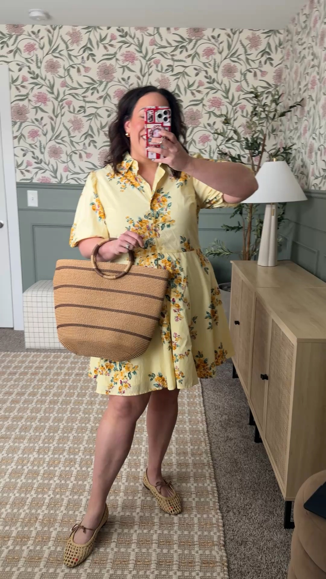 The viral Target throw and go dress!! So so beautiful 💛☀️🌸

#LTKBeauty #LTKMidsize #LTKootd