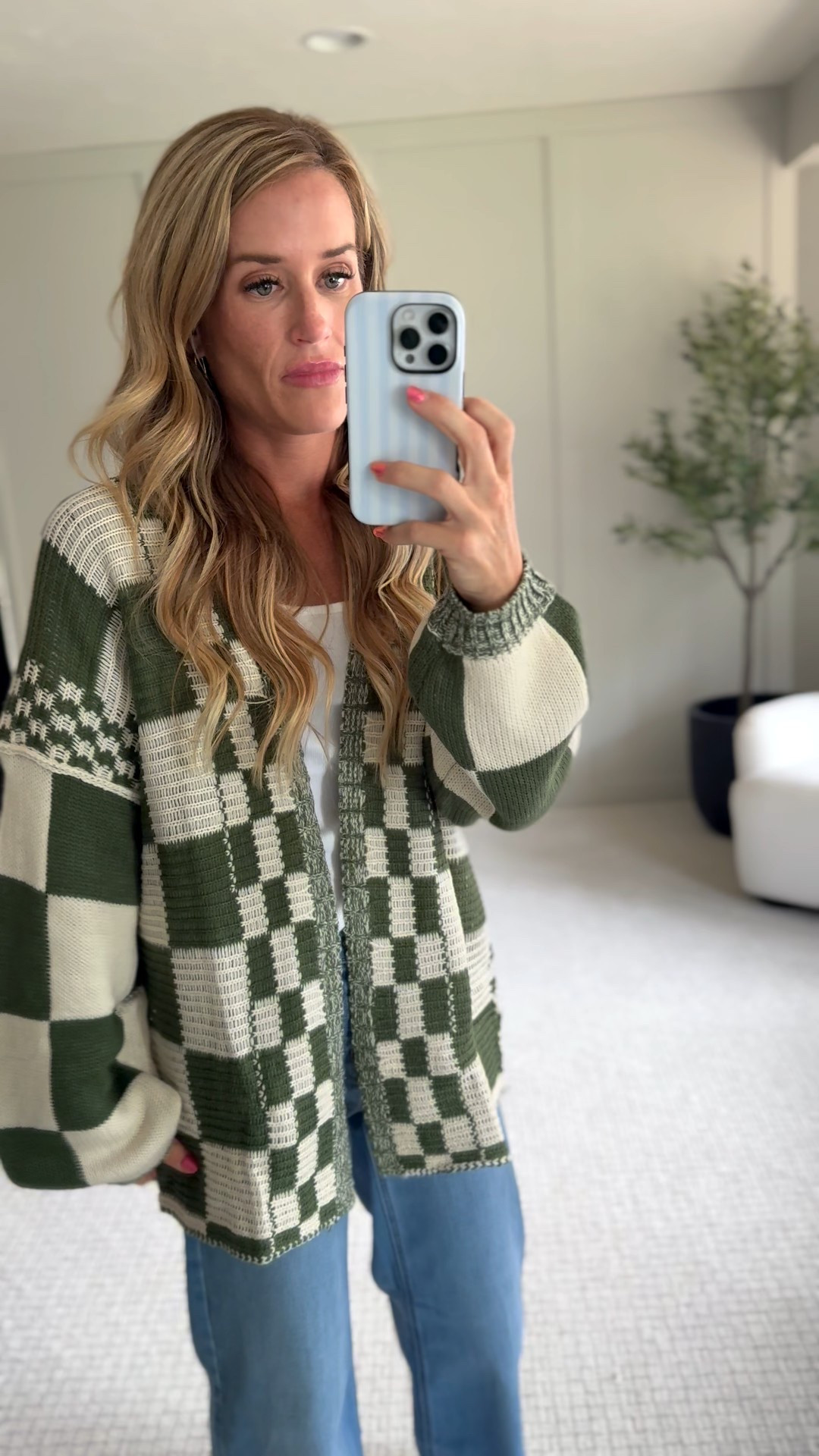 Lovvvviiiing this sweater for fall. Wearing size small. 

#LTKStyleTip #LTKautumn #LTKFindsUnder50